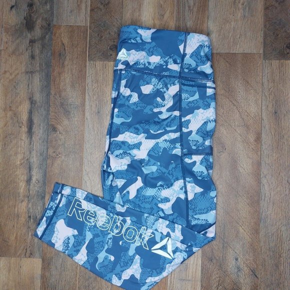 Reebok Pants - Reebok Precision Womens Large Ankle Leggings Slate Blue Pink Camo